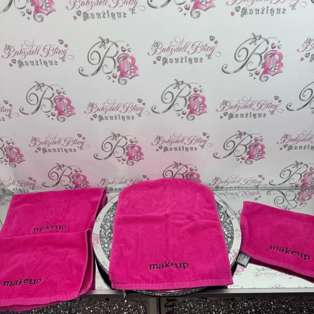 Queenwest Set of 4 towels makeup embroidery Vibrant Pink Makeup Towels pink bath
